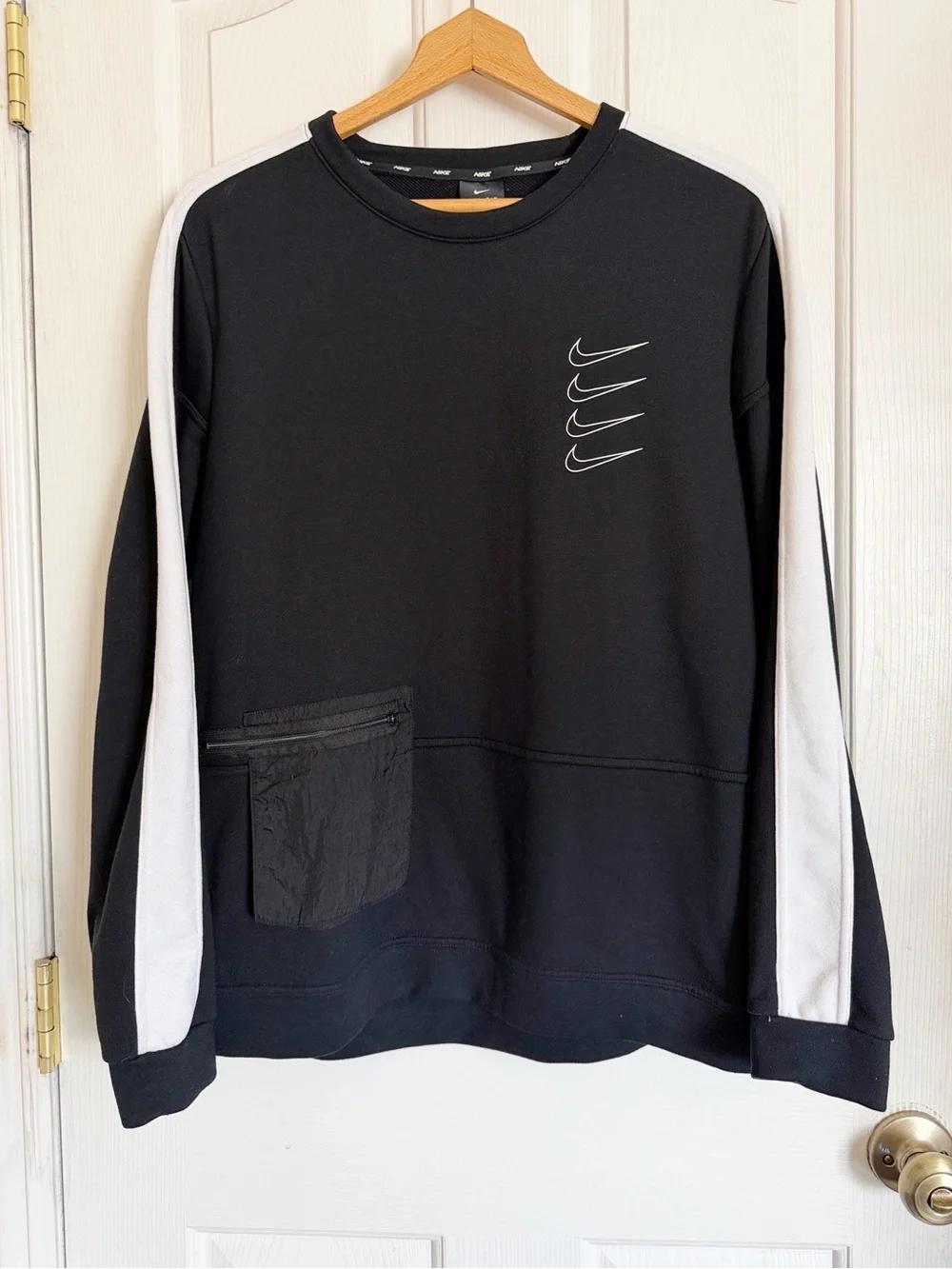Nike Mens Fleece PX Dry Top Black White Crewneck Sweatshirt size S